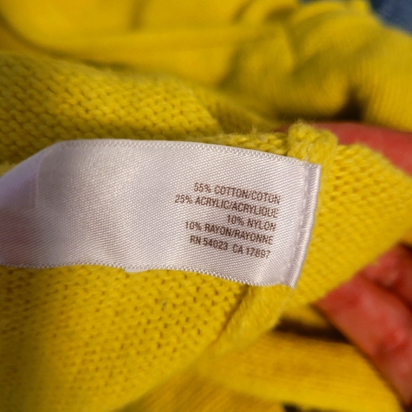 Old Navy sweater - Picture 3 of 3